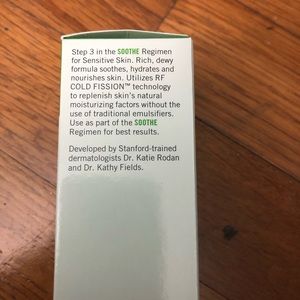 Rodan and Fields Soothe lotion
